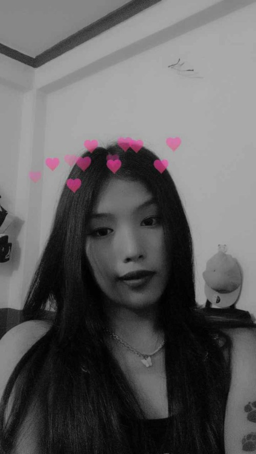 Deeya tamang